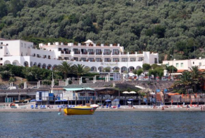 Гостиница Punta Campanella Resort & Spa  Масса-Лубренсе